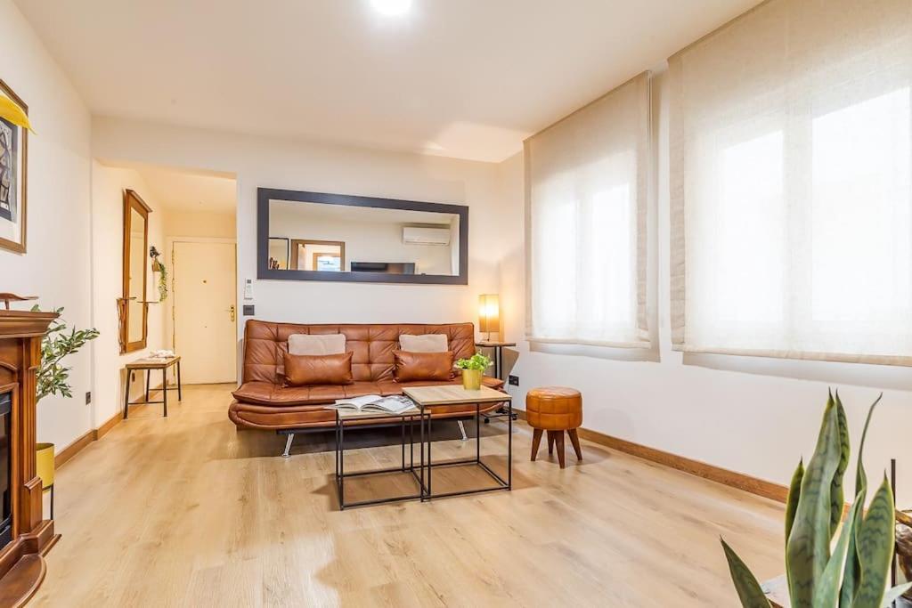Apartamento Reformado Y Tranquilo Junto A Gran Via Мадрид Екстер'єр фото